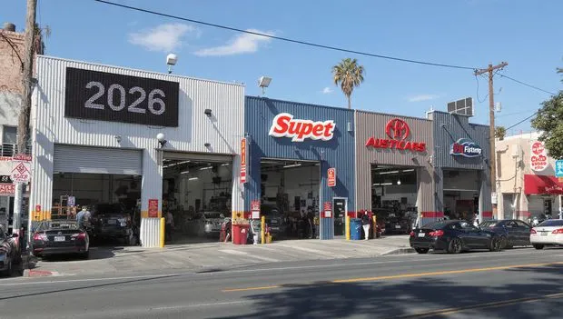 Venice Beach Motors - Mechanic Shops in Los Angeles