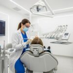 Trabajos que pagan 50 dólares por hora - Gerente de proyectos certificado PMP coordinando un equipo en una empresa de Estados Unidos.